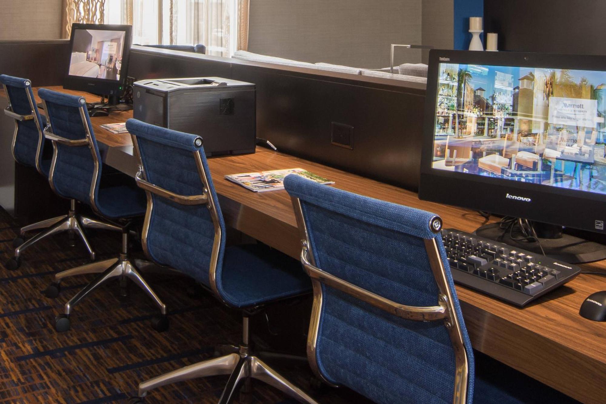 Courtyard By Marriott Raleigh-Durham Airport/Brier Creek Hotell Eksteriør bilde